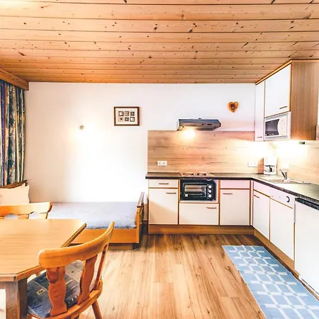 Haus Sonnenhof شقة